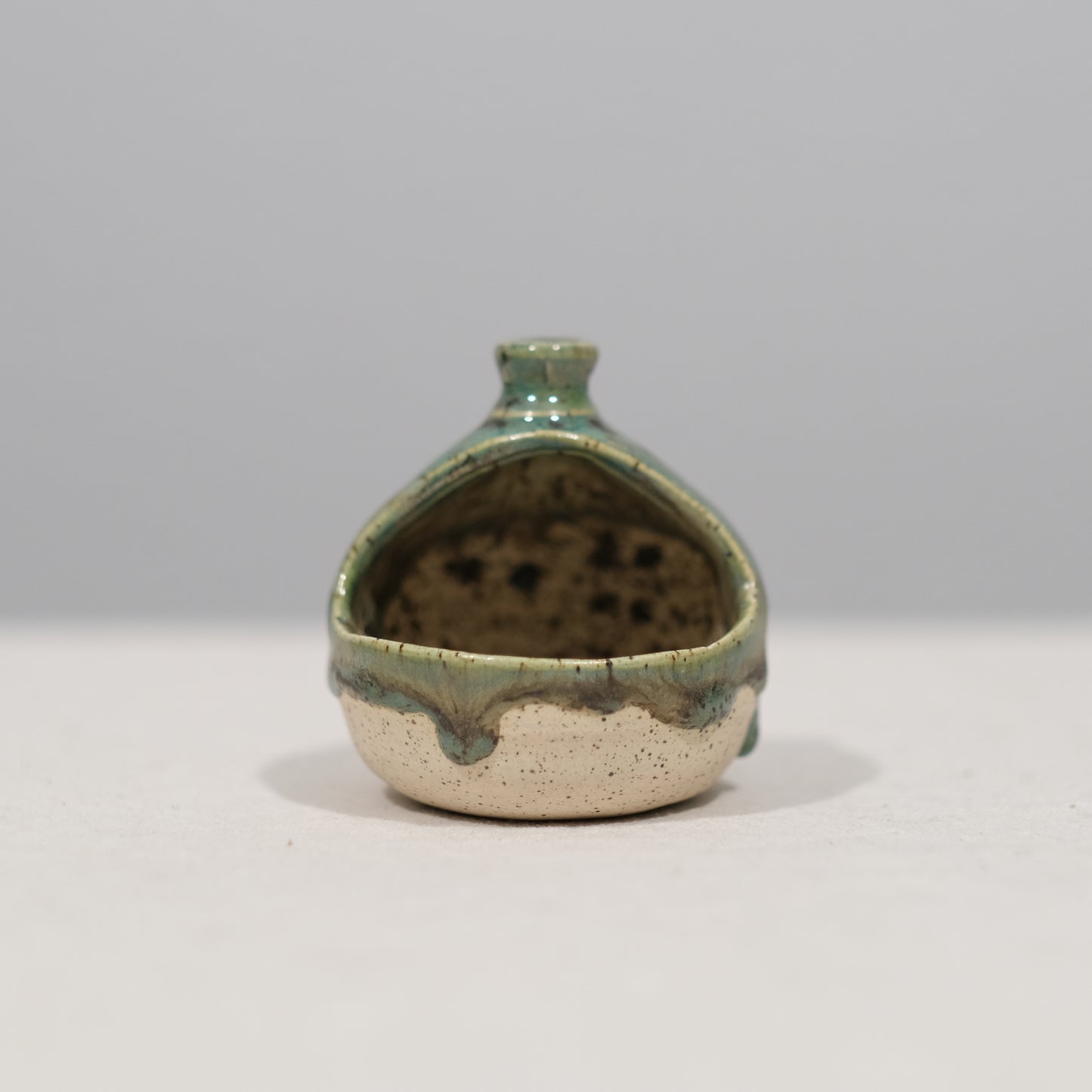 Seaweed Salt Pot